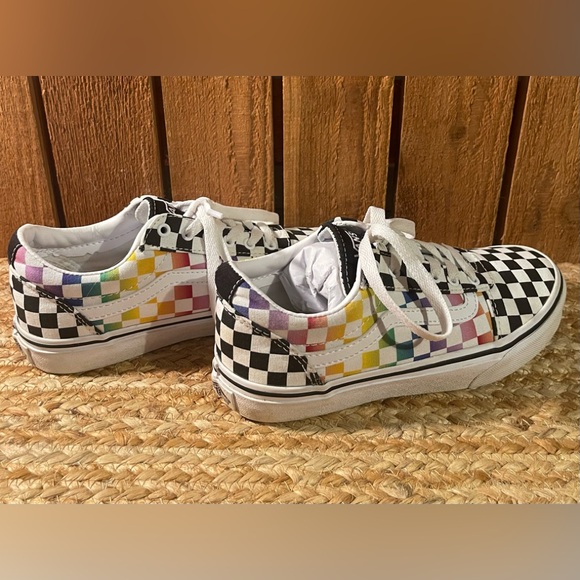 Vans Off The Wall Boys Sneakers Sz 3 - Picture 2 of 6